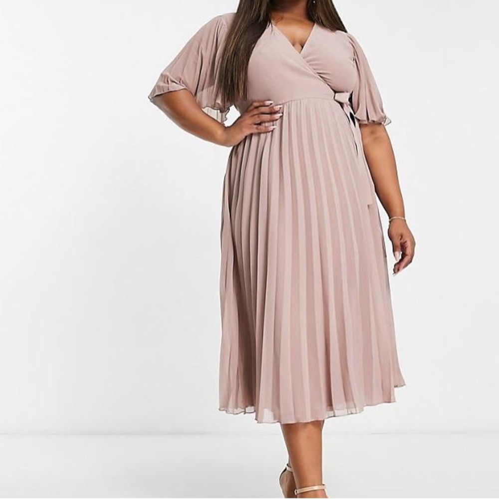 Beautiful Blush Colored Dress-(Always willing to fairly negotiate the price)